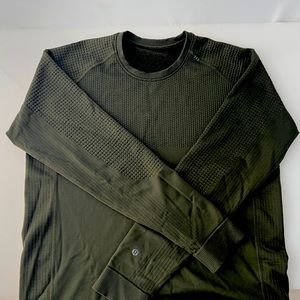 Large lulu lemon mens olive green long sleeve shirt with awesome details